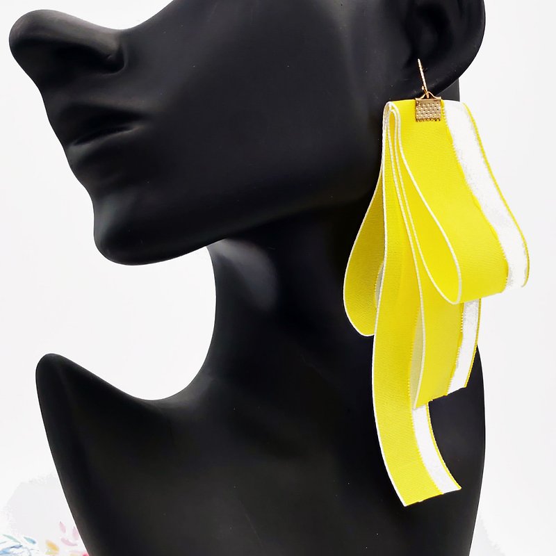 Daqian Design Fashion Bright Yellow Ribbon Bow Earrings/Clip Gifts Graduation Xie Shi Banquet - ต่างหู - ผ้าฝ้าย/ผ้าลินิน สีเหลือง
