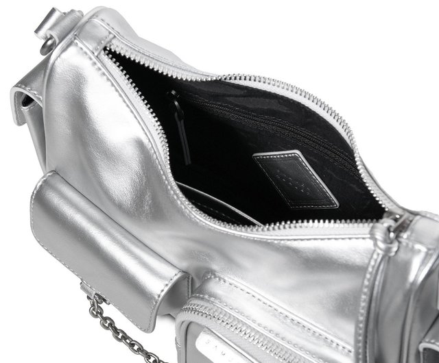 新色登場】Avril レザー クロスボディバッグ - シルバー レディース 本