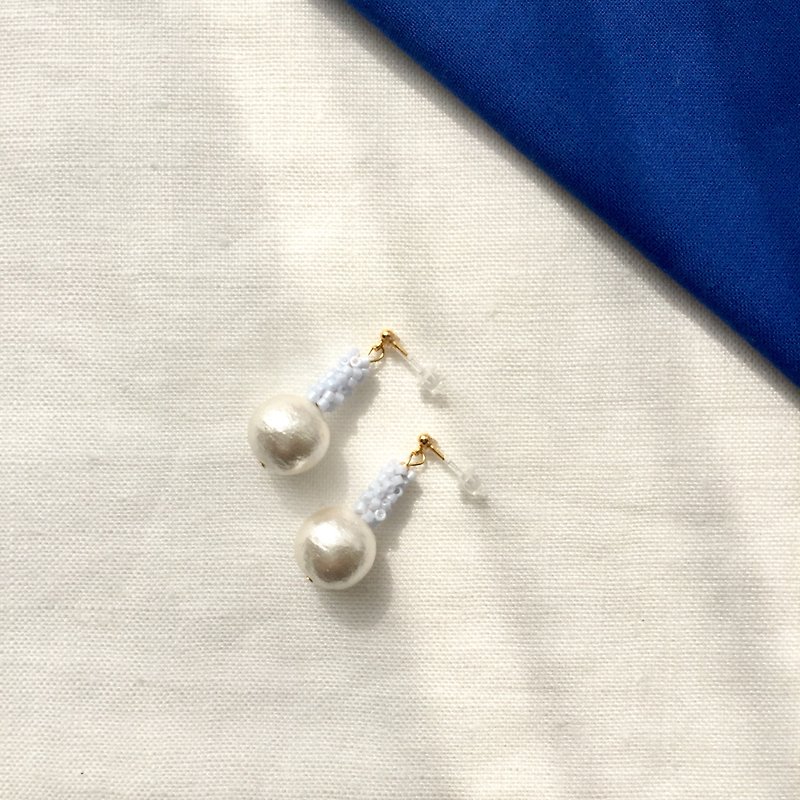 Earrings / Beads / Paleblue / Cottonpearl - 耳環/耳夾 - 其他材質 藍色