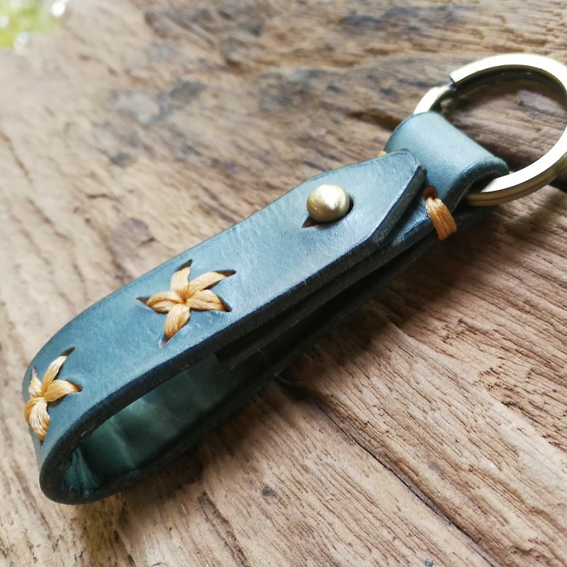 Keystrap # Dock Bhud1 (Gardenia) /Key chain/ Key ring/ Leather strap / Leathercraft/ handmade designed  keyholder - 鑰匙圈/鑰匙包 - 真皮 綠色
