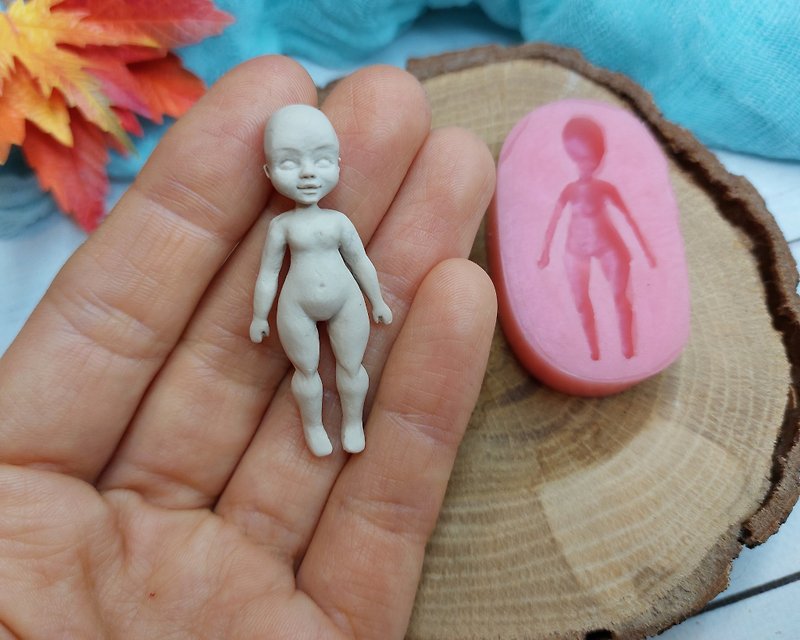 Silicone mold of doll size 4,5x2 cm/ 1,77x0,8 inch for clay chocolate fondant - อื่นๆ - ซิลิคอน สีแดง