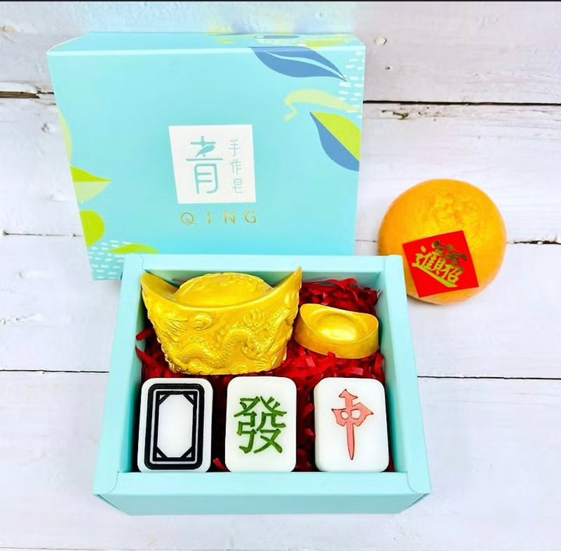 Handmade customized product gift box New Year gift box for exclusive customer order please do not place an order - สบู่ - วัสดุอื่นๆ 