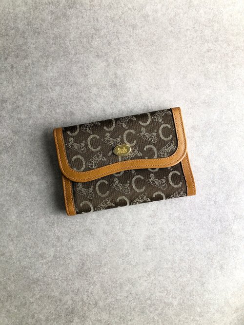 solo-vintage 【 日本直送 名牌中古包 】CELINE セリーヌ サルキー 財布 ブラウン 馬車 ジャガード vintage ヴィンテージ オールド ifh2gj