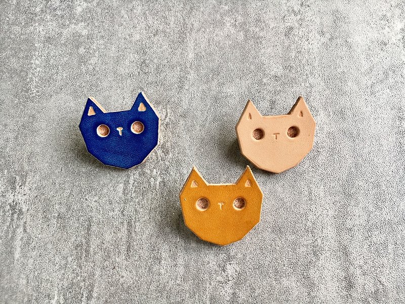 Leather cat pin / brooch multicolor optional cat cat brooch - Brooches - Paper Orange