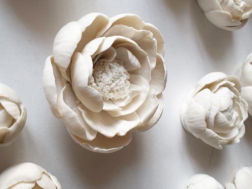 Snow petals 瓷花、家居裝飾、餐桌中心、書架裝飾、手工禮品、手工雕刻雕塑、