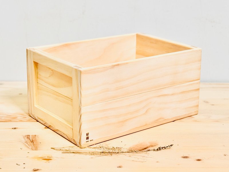 Minimalist Wooden Box【35x24x17】Multifunctional organizer box made of pine!! - Storage - Wood Gold