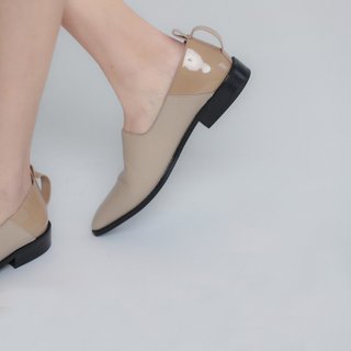 Heel chamfered square head leather shoes apricot