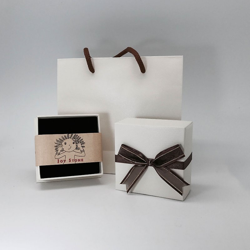 Big Ribbon Gift Box Soft Velvet Interior Plus Paper Loop Bag 2 PCS Set - วัสดุห่อของขวัญ - กระดาษ สีกากี