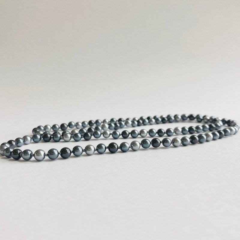 ガラスパールmixカラーオールノットオペラネックレス/エンドレス加工/6mm約80cm/ブラックmix/made in japan - 項鍊 - 玻璃 灰色