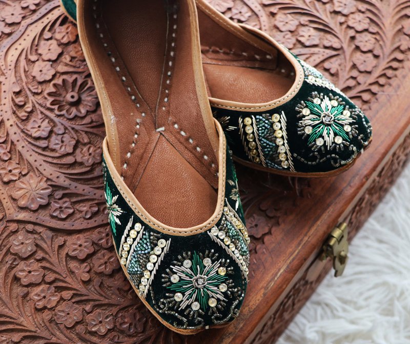 【綠妖】印度風情/刺繡絲絨手工鞋 - 女休閒鞋/帆布鞋 - 真皮 綠色