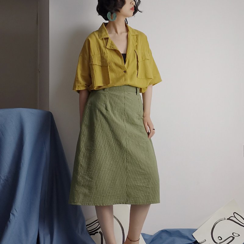 P.YELLOW | Summer mustard green literary striped commuter skirt - กระโปรง - ผ้าฝ้าย/ผ้าลินิน สีเขียว