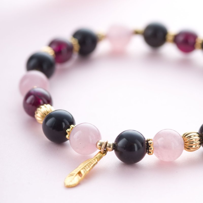 Red Garnet, Rose Quartz, Black Agate, 14K Gold Plated Natural Gemstone Crystal B - สร้อยข้อมือ - เครื่องประดับพลอย สีดำ