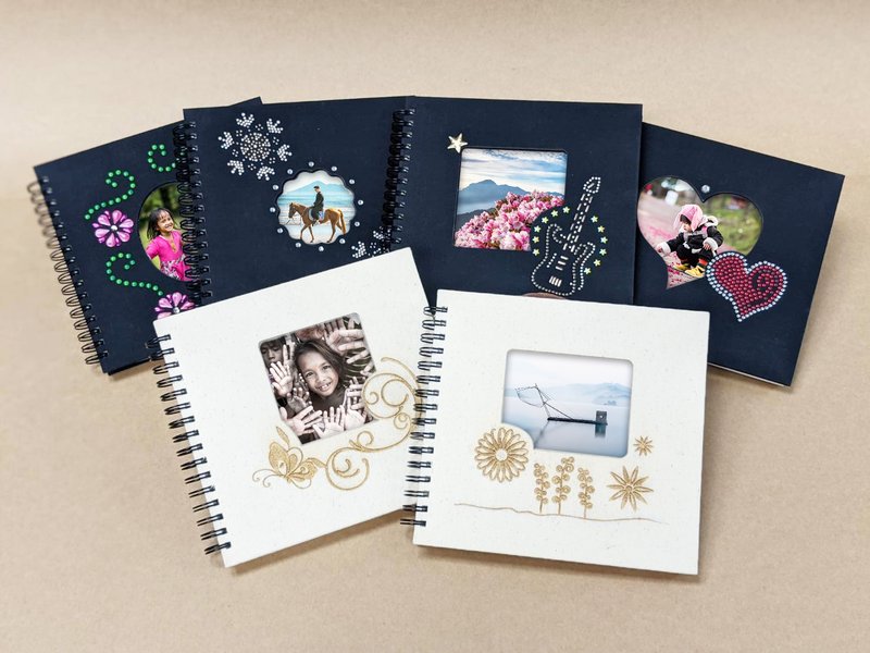 [Black cloth hot drilling / cloth pattern mine carving] Featured photo frame coil notebook (with the inside page of the weekly diary) - Notebooks & Journals - Paper Black