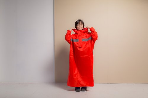 Outperform 奧德蒙雨衣專賣店 兒童頂峰背包款太空式雨衣-橘紅