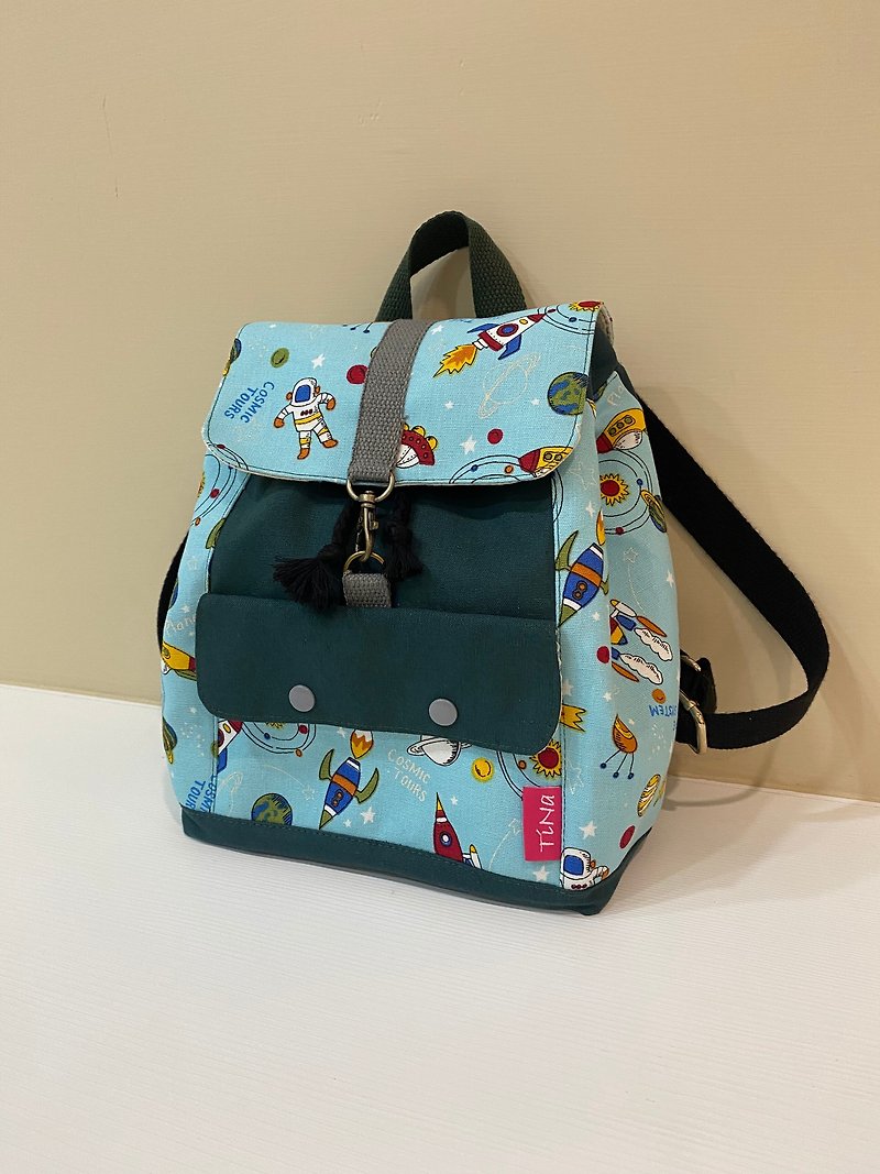 【TiNa】Hand-made children's back backpack parent-child backpack children's backpack double cover beam mouth handsome baby - Backpacks - Cotton & Hemp Multicolor
