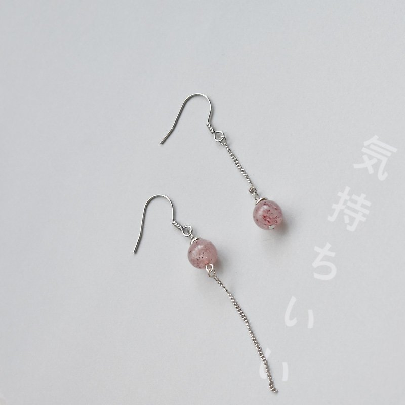ZHU. Handmade Earrings | Swinging Peach Blossom (Strawberry Crystal / Natural Stone / Ear Clip / Mother's Day Gift) - ต่างหู - เครื่องเพชรพลอย 