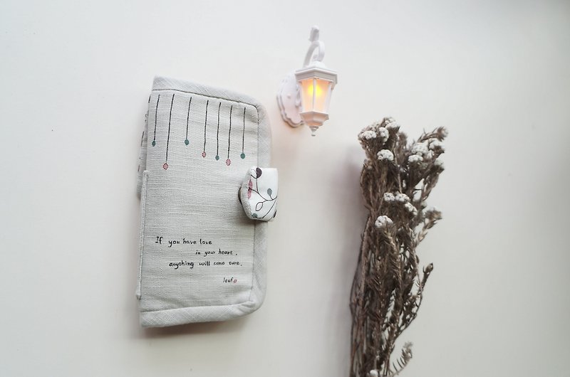 手描きの優雅な白いリストレットの祝福カード - クラッチバッグ - コットン・麻 シルバー