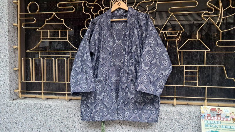 AMIN'S SHINY WORLD 丹寧蝴蝶滿版提花 KIMONO  Reversible - 男夾克/外套 - 棉．麻 藍色