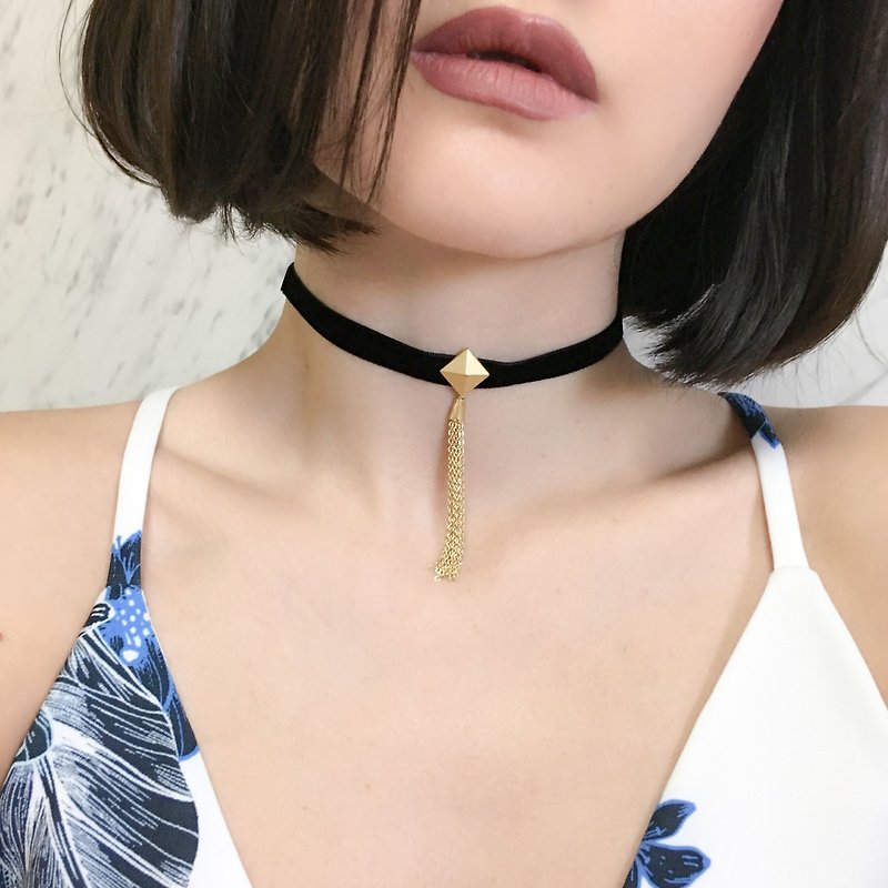 Moon Stone and flowing golden canal choker SV140 - Chokers - Polyester Black