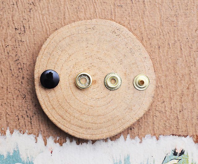 Big Jumping Bean Series—Quad Button Punch with Base  15mm Button Surface  Applicable] Handmade Leather Personalized Leather DIY Leather Tool  Quadruple Button Sewing Button Sewing Tool - Shop leatherism Leather Goods  - Pinkoi