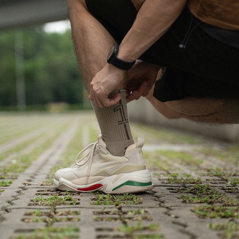 GOODPAIRSOCKS | Number Edition 棕色 高筒運動襪/自選號碼00-99 - 男運動鞋/球鞋 - 棉．麻 卡其色