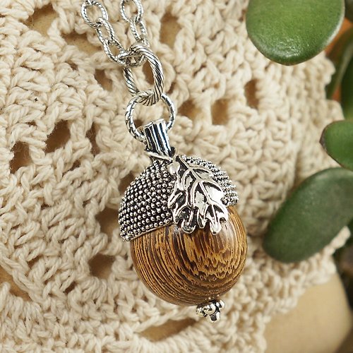 AGATIX Brown Beige Wooden Acorn Silver Forest Woodland Pendant Necklace Jewelry Gift