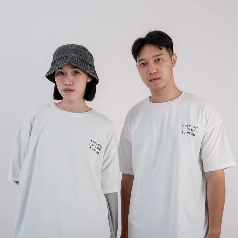 QUEEN SHOP x Xu Nuanli Joint 16th Anniversary Calendar Wide Version TEE (In stock, can be shipped immediately) - Other - Cotton & Hemp 