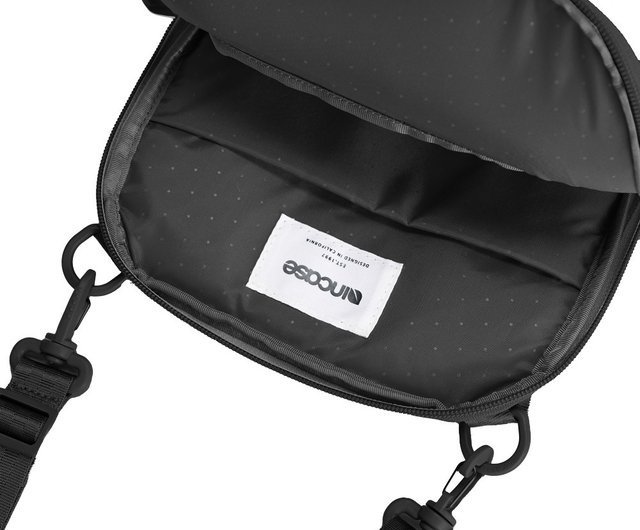 INNERRAUM 国内送 Object I31 ファンケース クロスボディバッグ INNERRAUM 国内送 Object I31 ファンケース クロスボディバッグ
