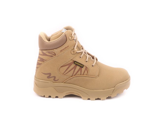 lightweight desert hiking boots