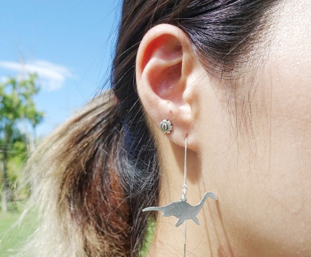 恐竜ピアス K24gp 恐竜ピアス（トリケラトプス） | dino-world