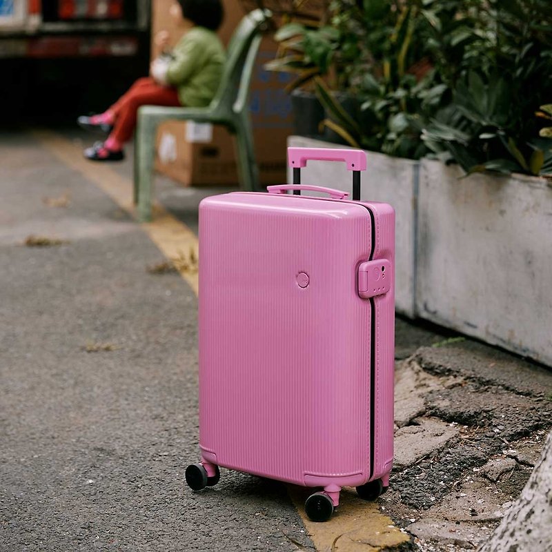 ITO 冷血綠 PISTACHIO 2 STRIPED 開心果抗菌行李箱登機托運箱 - 行李箱 / 旅行喼 - 其他材質 綠色