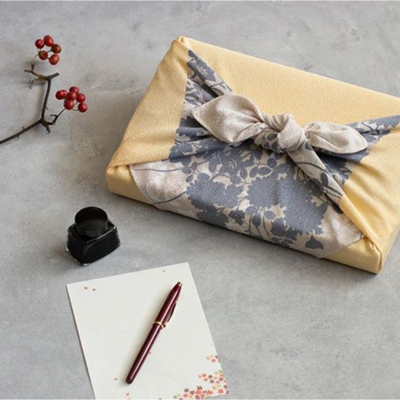 京都風呂敷包巾-光悅友禪 二巾- 月草花(縮緬) - 手帕 - 聚酯纖維 