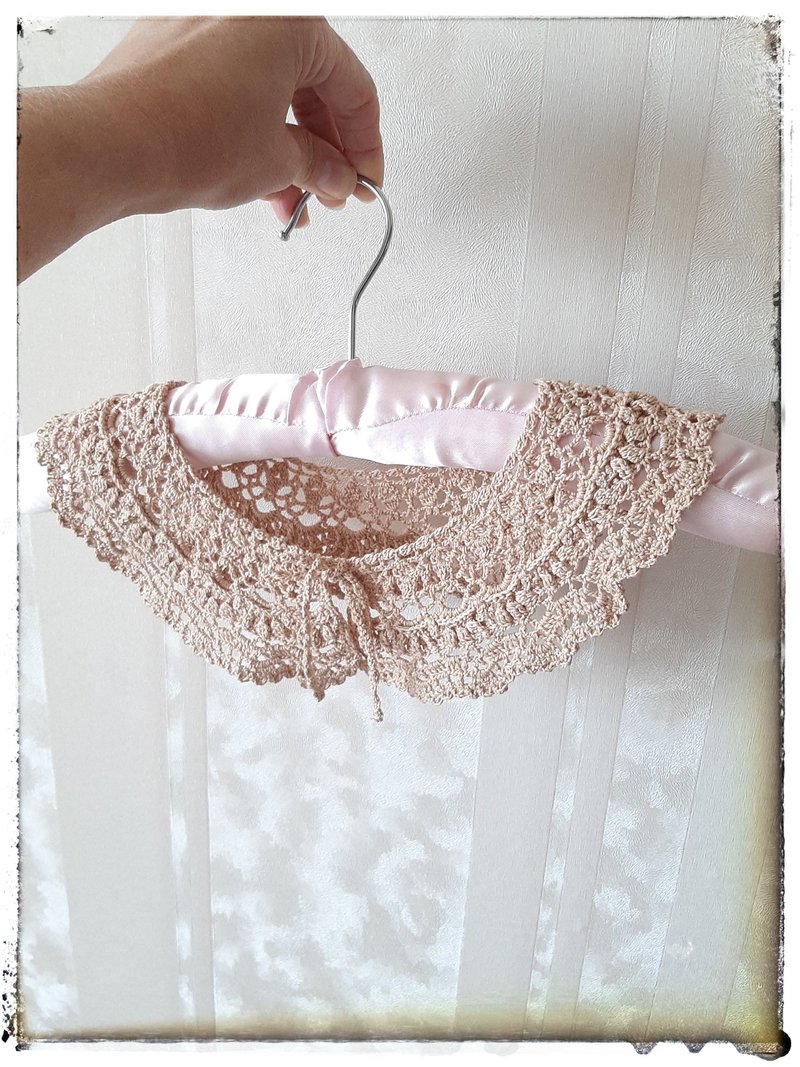 Detachable cotton collar handmade Beige crochet collar - 鎖骨鍊 - 棉．麻 金色