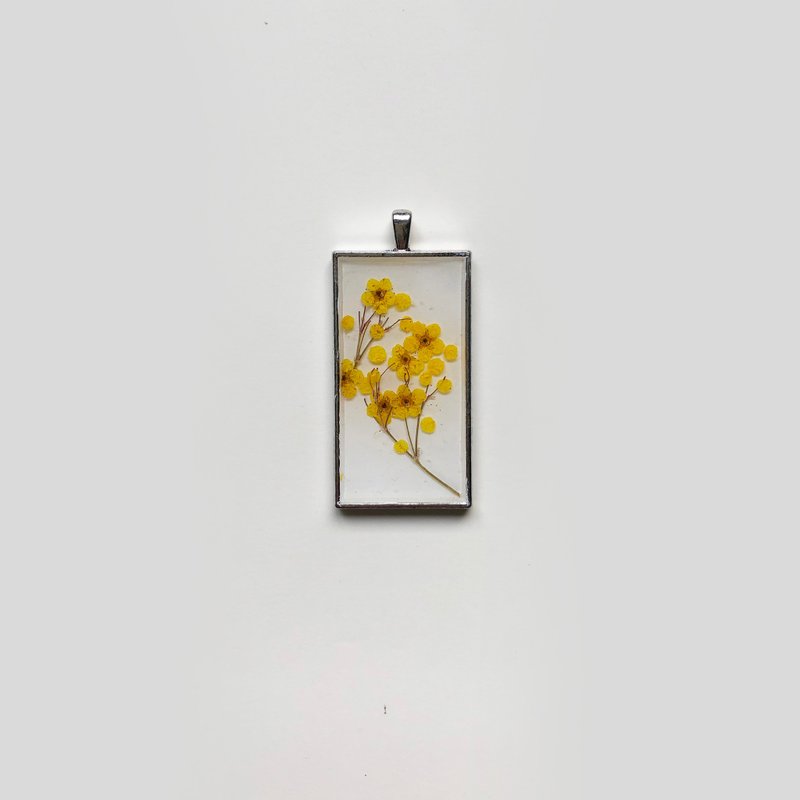 Winter plum yellow plum blossom impression original flowers and birds - Necklaces - Other Metals Yellow