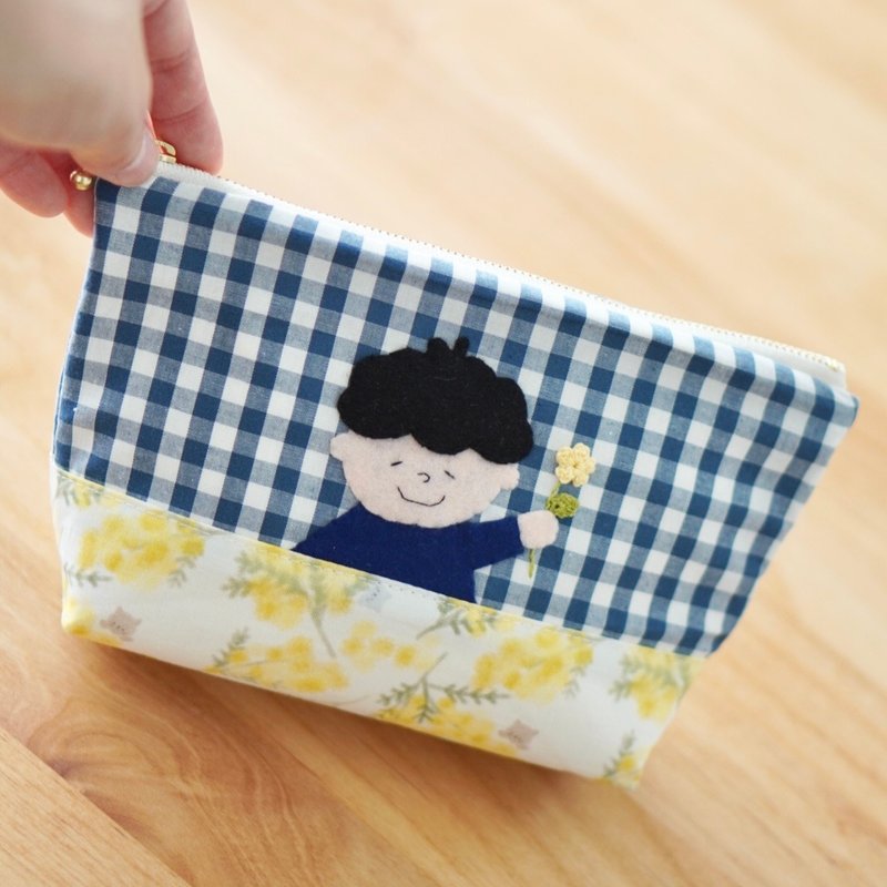 Pouch Taakun Applique - กระเป๋าเครื่องสำอาง - ผ้าฝ้าย/ผ้าลินิน สีน้ำเงิน