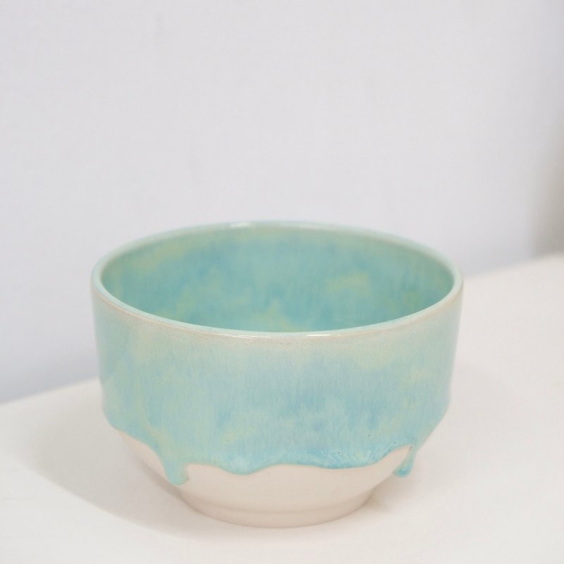 Lake green noodle bowl - Bowls - Porcelain Green