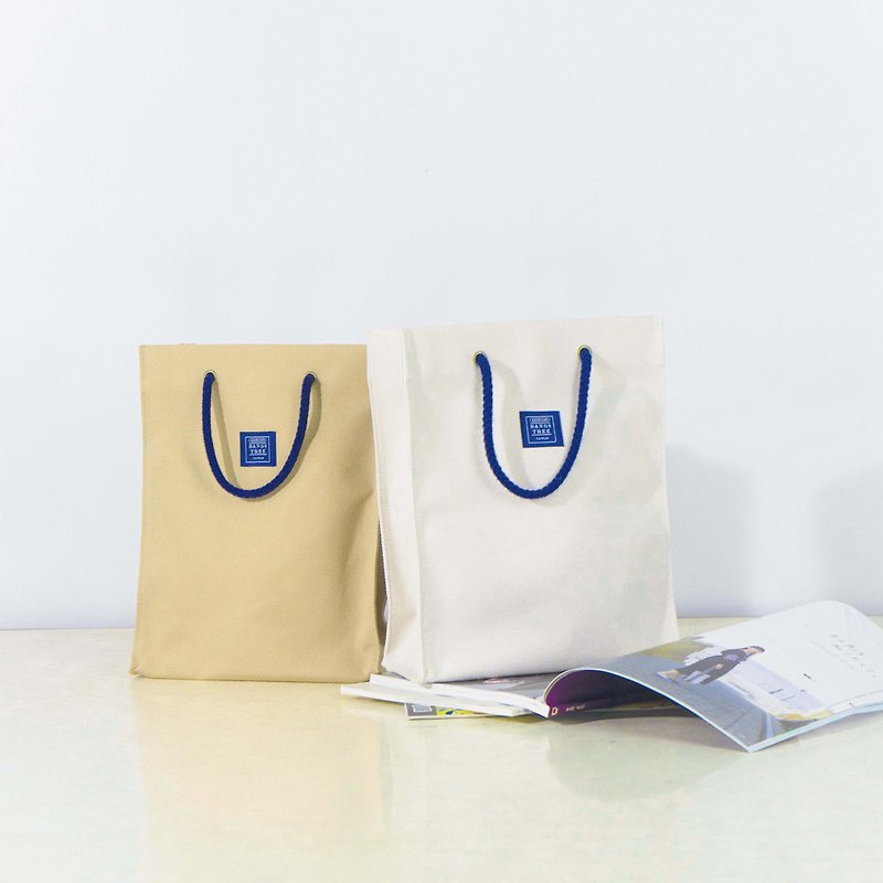 [Small NG 30% off] Canvas bag that looks like a paper bag_ Camel (S) - กระเป๋าถือ - ผ้าฝ้าย/ผ้าลินิน สีกากี