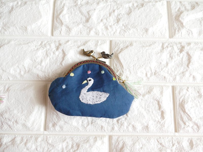 Embroidered gamaguchi swan blue - Toiletry Bags & Pouches - Cotton & Hemp Blue