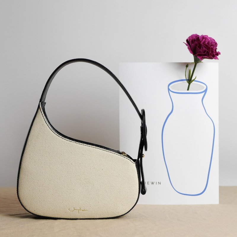 半月包 KissMe Shoulder Bag - Black 黑色的 - 手提包/手提袋 - 真皮 黑色