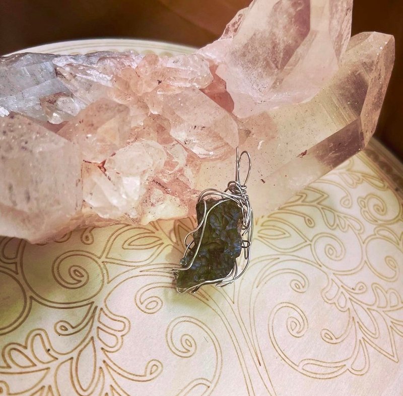 Czech meteorite necklace - สร้อยคอ - เครื่องประดับพลอย สีเขียว