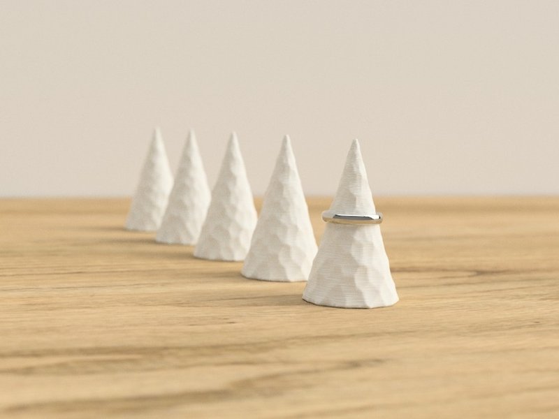 ring stand cone, hammered,ring display, ring organizer, ring holder,ring cone, lamp shade candle - その他 - プラスチック ホワイト