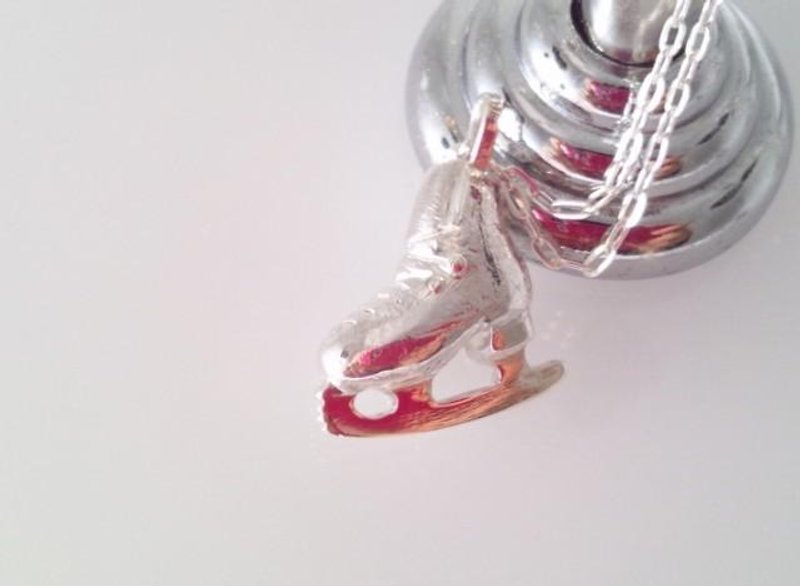 Figure skating shoes ◇ Silver Pendant - Necklaces - Other Metals 