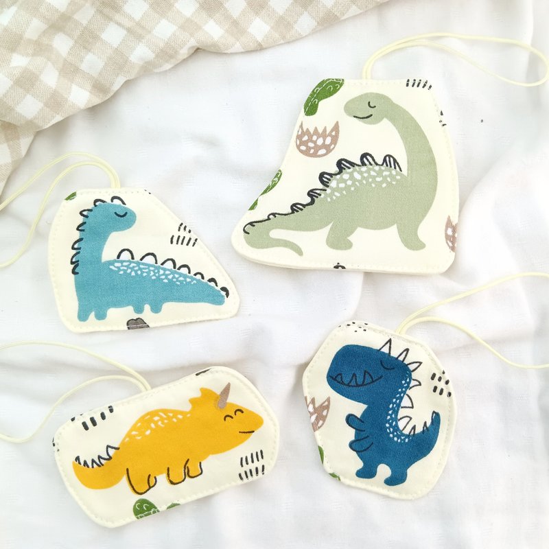 Roaring Dinosaur - 4 types to choose from. Slightly thick touch name tag charm. Customized Chinese and English names - อื่นๆ - ผ้าฝ้าย/ผ้าลินิน สีเหลือง