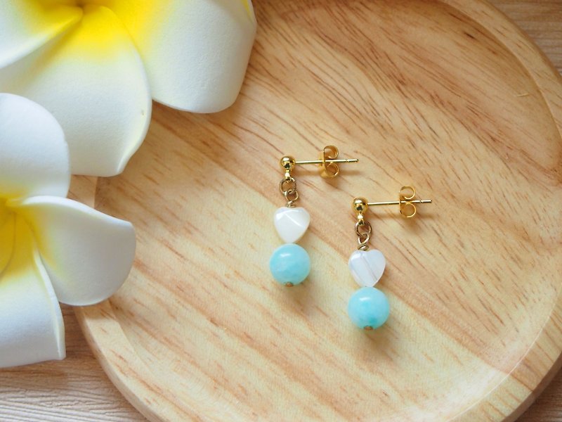 Anniewhere | Sweet | Love Bead Earrings-Lively Green (Clip-on can be changed) - ต่างหู - เครื่องเพชรพลอย สีเขียว