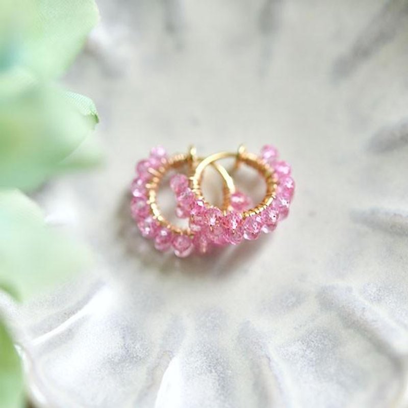 Sakura color earrings 2 pcs of topaz 2 hoop earrings November birthstone - ต่างหู - โลหะ 
