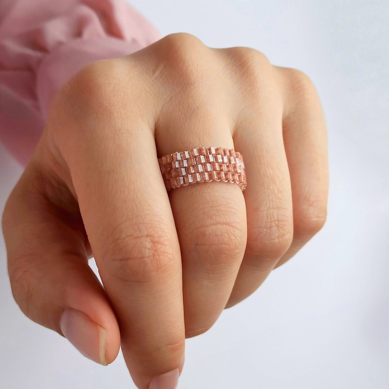 Pink handmade ring | Bead rings| Elegant ring| Handmade jewelry - 戒指 - 玻璃 粉紅色