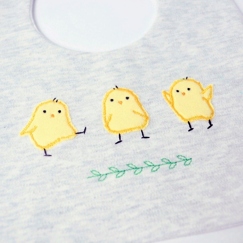 俏皮小雞圍兜手套組 (附小卡片、包裝紙) - 彌月禮盒 - 棉．麻 黃色