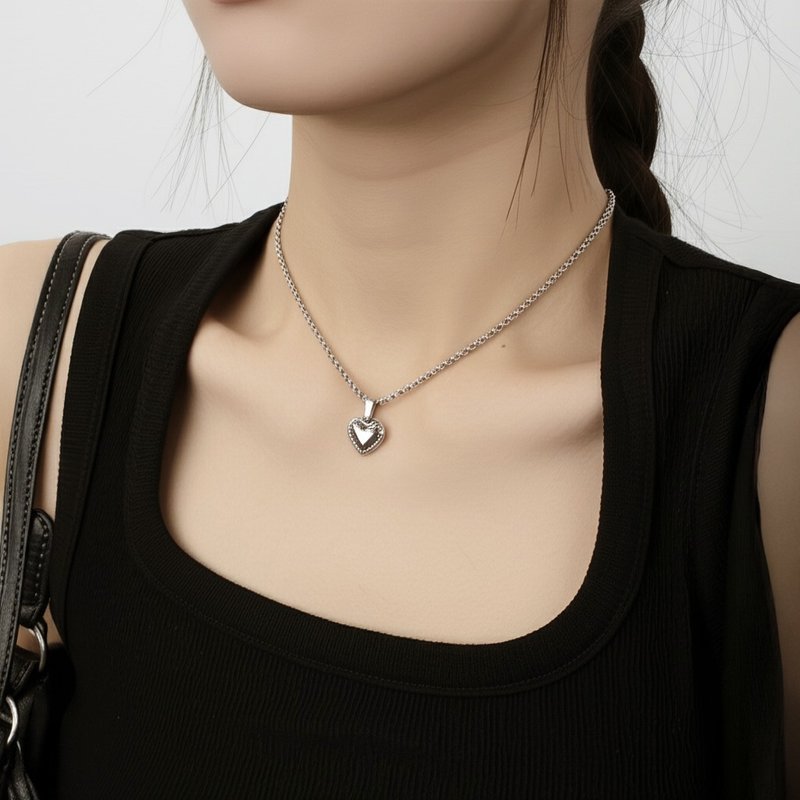 【禮物】Tender Heart Necklace 盒子鏈 心型吊墜項鍊 - 項鍊 - 不鏽鋼 銀色