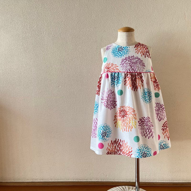 子供　浴衣地ひかえめフレアーワンピース　注染花火　80ー130サイズ・受注製作 - 女童洋裝/裙子 - 棉．麻 白色