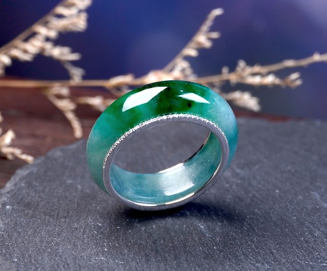 36 受注制作 k18金 氷種 陽緑 本翡翠 リング 指輪 一粒 覆輪留め - リング
